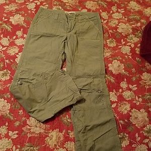 Natural reflections olive green pants size 6 nwot